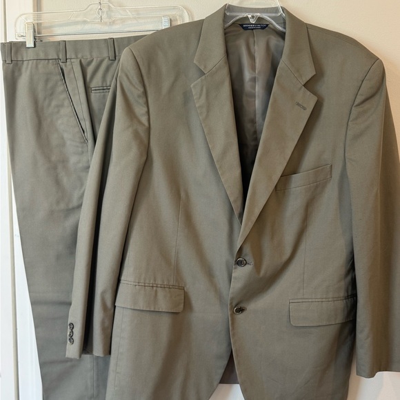 Brooks Brothers 2 Piece Suit 43R Army Green CottonBlend 2 Button Pants 36x27